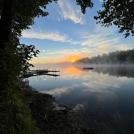 Elemental Resort Gwinn Buitenkant foto