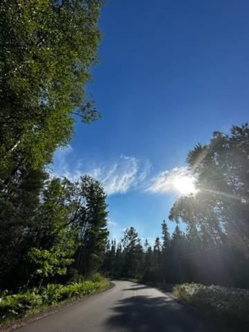 Elemental Resort Gwinn Buitenkant foto